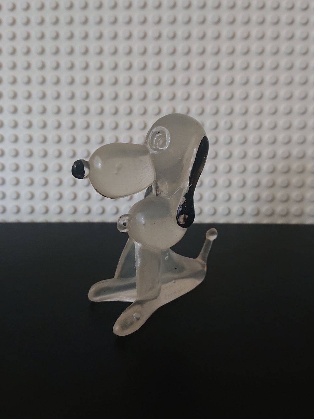 Vintage Peanuts - Snoopy Lucite Plastic Figure - Hong Kong